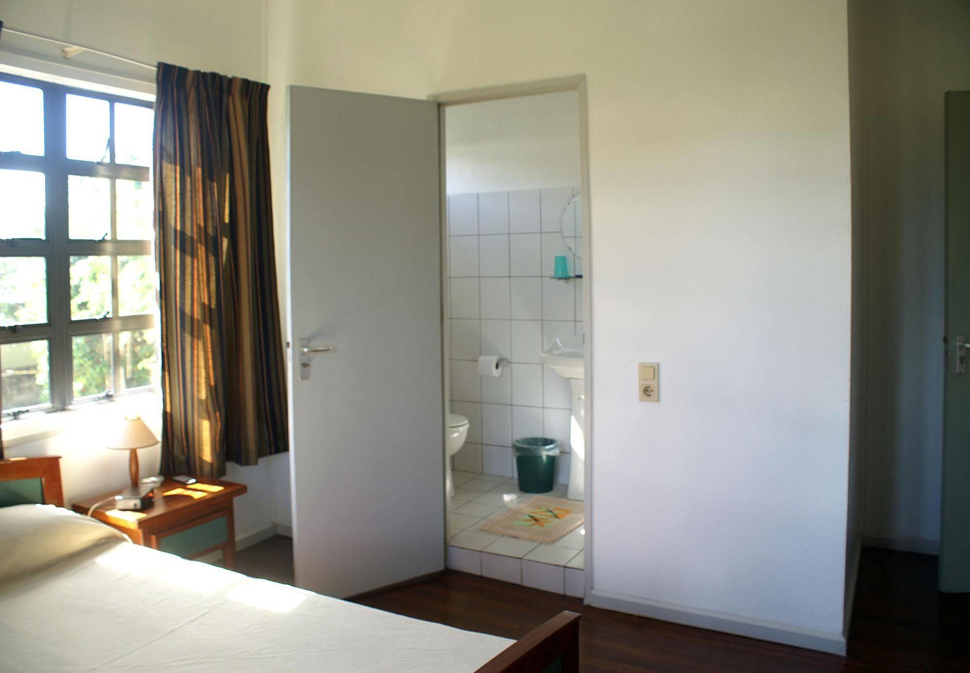 Guesthouse Amice Paramaribo Exterior foto